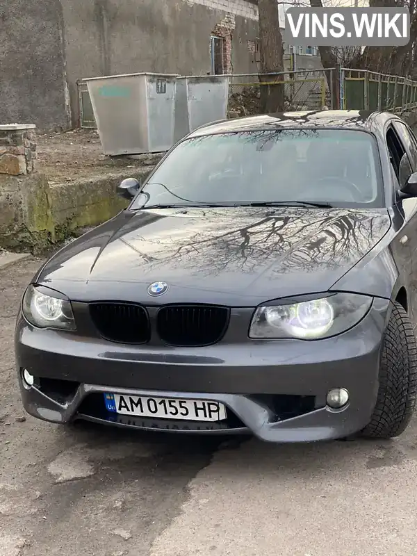 BMW 1 Series 2004, фото з оголошення 1 з 12, VIN WBAUF51040JS55723