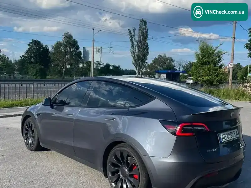 Tesla Model Y 2023, фото з оголошення 1 з 19, VIN 7SAYGDEF5PF890934