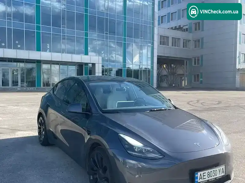 Tesla Model Y 2023, фото з оголошення 2 з 19, VIN 7SAYGDEF5PF890934