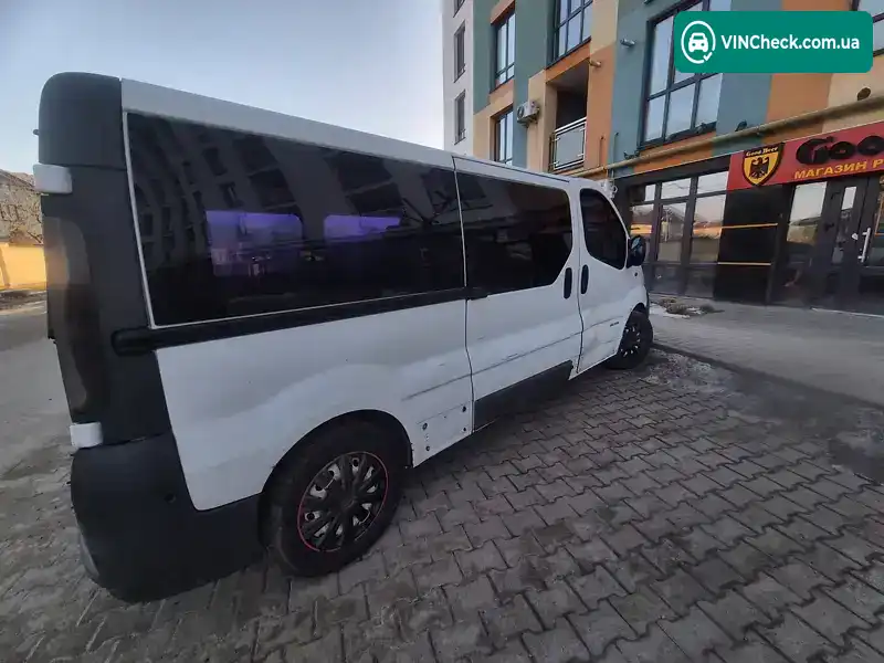 Renault Trafic 2003, фото з оголошення 2 з 2, VIN VF1FLBCB63V168535