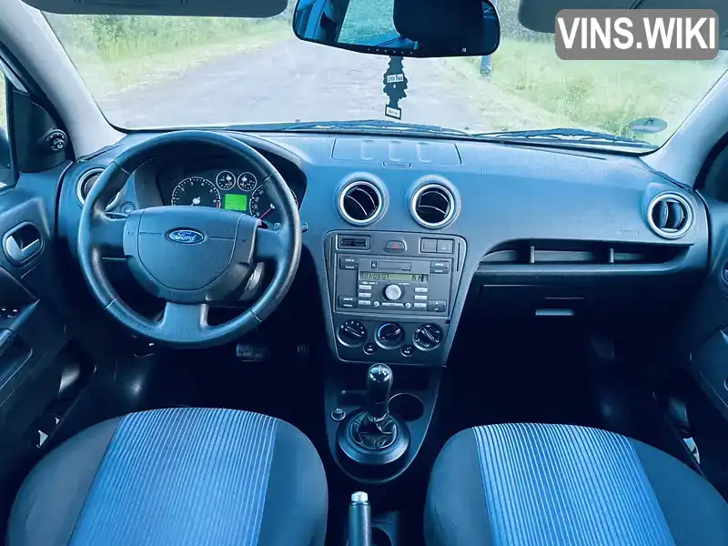 Ford Fusion 2007, фото з оголошення 2 з 18, VIN WF0UXXGAJU7D81947