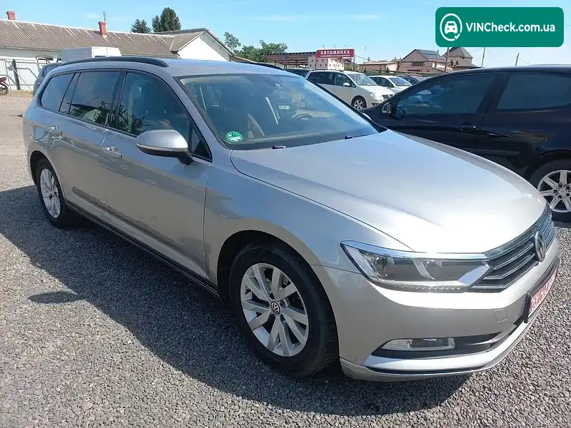 Volkswagen Passat 2019, фото з оголошення 2 з 10, VIN WVWZZZ3CZKE124756