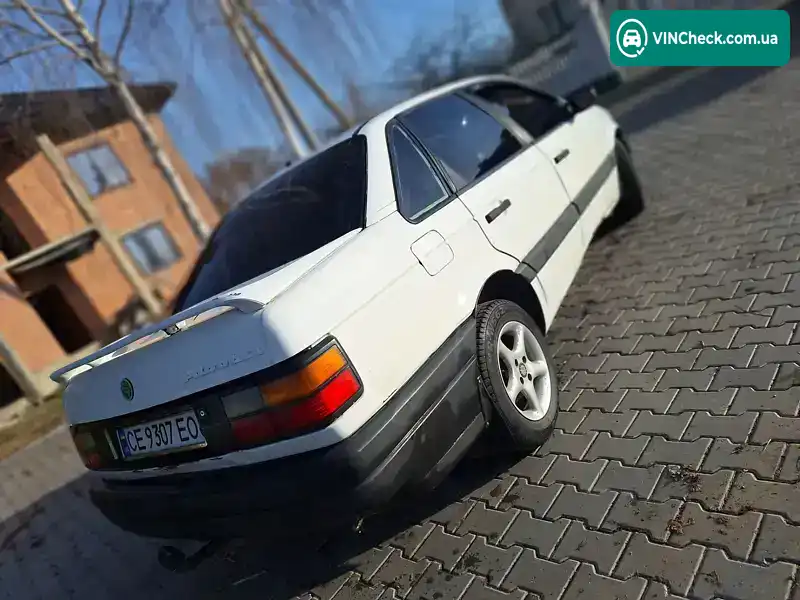 Volkswagen Passat 1988, фото з оголошення 1 з 20, VIN WWWZZZ31ZKB043648