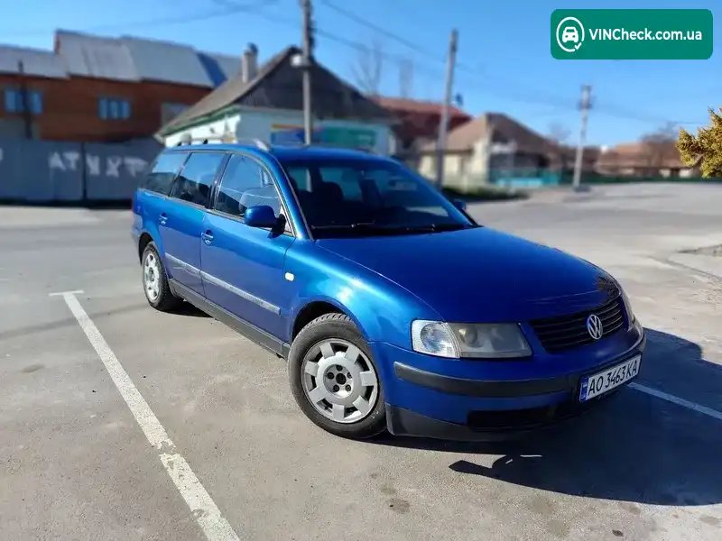 Volkswagen Passat 2000, фото з оголошення 2 з 16, VIN WVWZZZ3BZYE392126