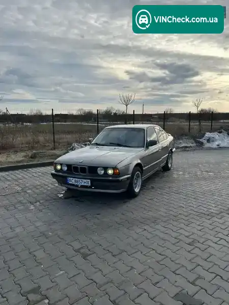 BMW 5 Series 1993, фото з оголошення 1 з 19, VIN WBAHD61050BK26870