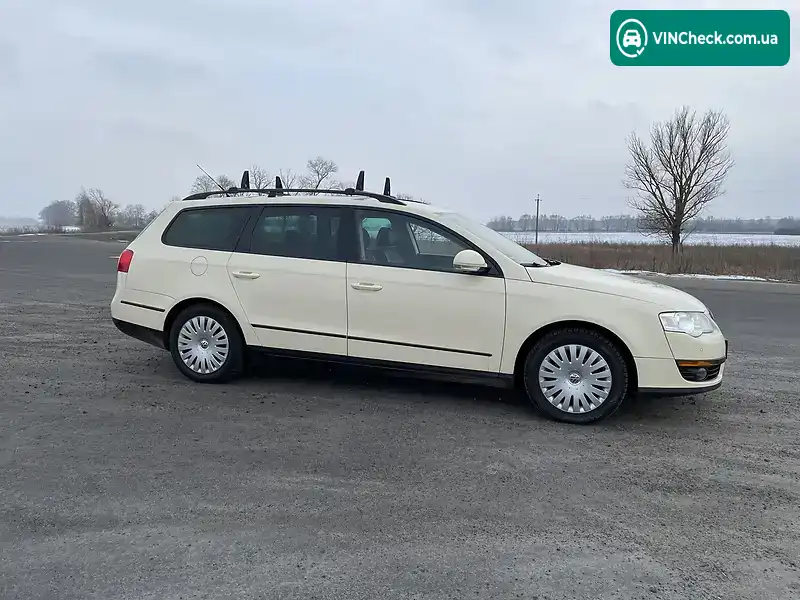 Volkswagen Passat 2010, фото з оголошення 2 з 20, VIN WVWZZZ3CZAE150316