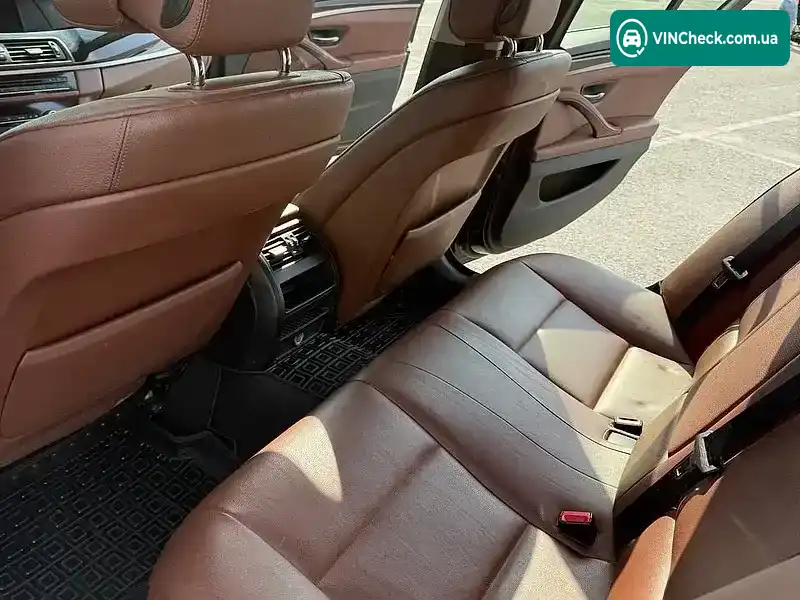 BMW 5 Series 2011, фото з оголошення 1 з 15, VIN WBAXH5C57CDW03467