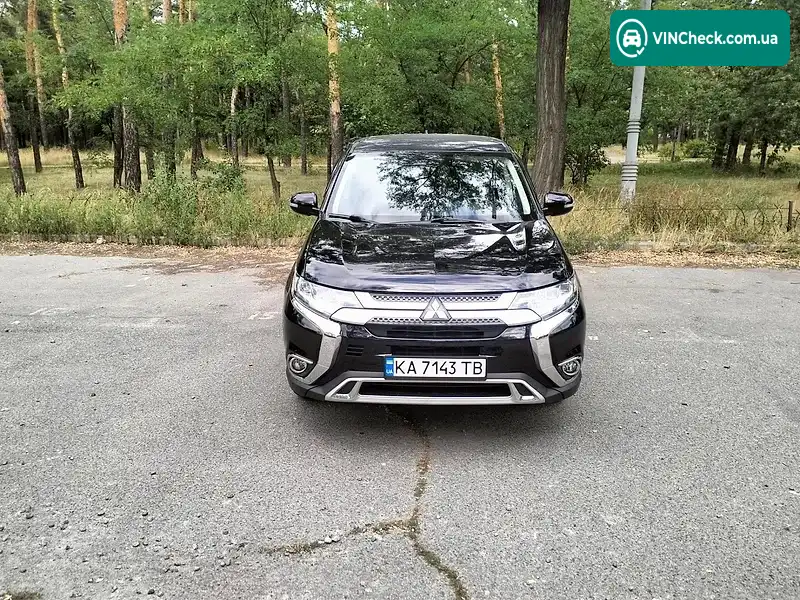 Mitsubishi Outlander 2020, фото з оголошення 1 з 14, VIN JA4AZ3A34LZ047515