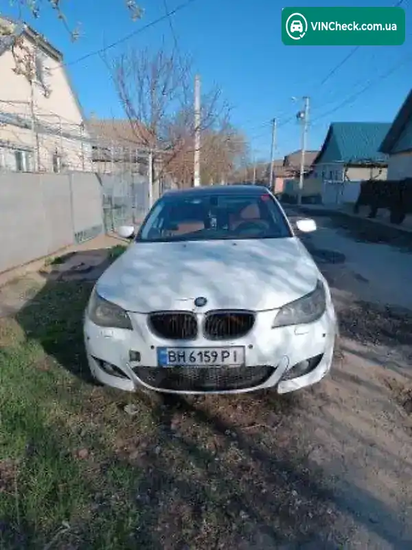 BMW 5 Series 2004, фото з оголошення 1 з 5, VIN WBANC51050CN26550