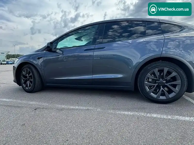 Tesla Model X 2022, фото з оголошення 2 з 12, VIN 7SAXCBE59PF373364