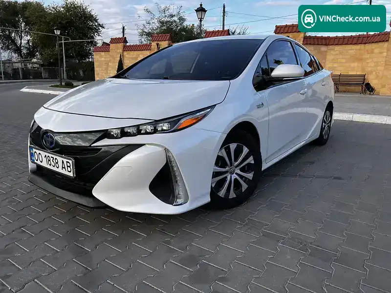 Toyota Prius 2019, фото з оголошення 2 з 19, VIN JTDKARFP8L3142095