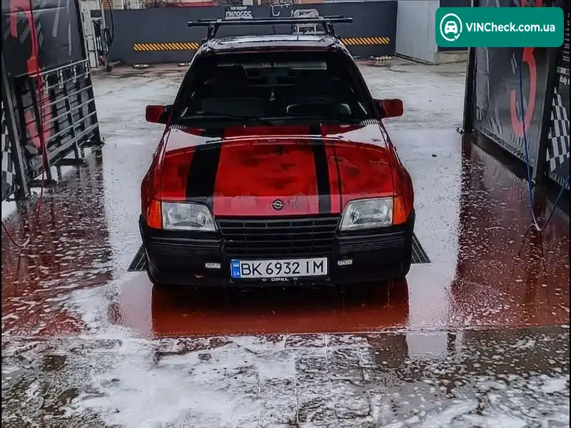 Opel Kadett 1988, фото з оголошення 1 з 3, VIN W0L000033J2755546