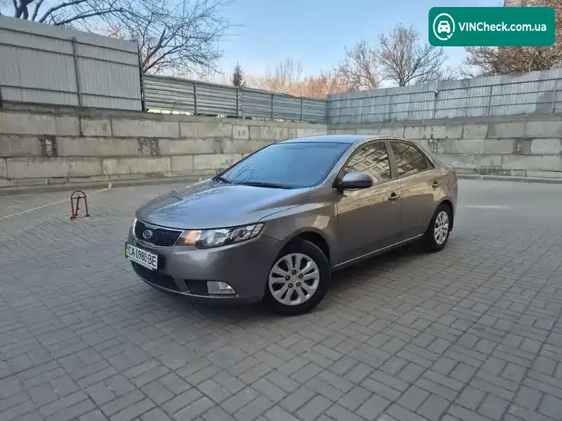 Kia Cerato 2011, фото з оголошення 1 з 16, VIN KNAFU411AC5480189