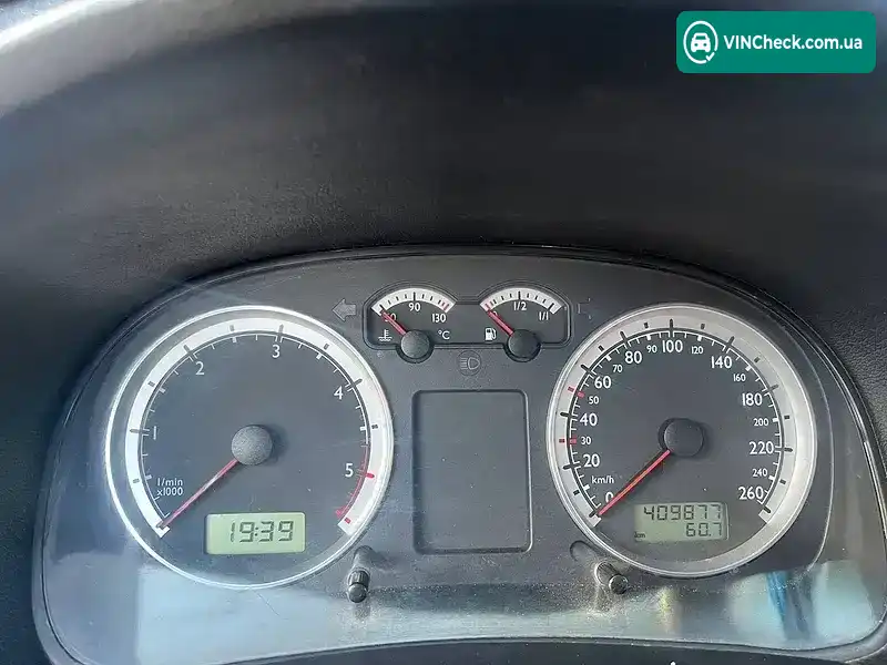 Volkswagen Bora 2002, фото з оголошення 2 з 18, VIN WV1ZZZ70ZXH108063