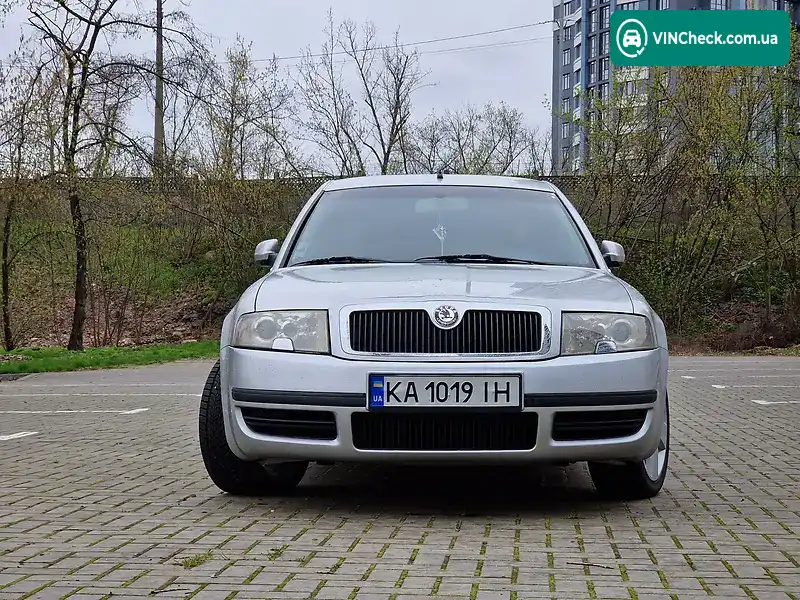 Skoda Superb 2005, фото з оголошення 2 з 20, VIN TMBBG63U869107064