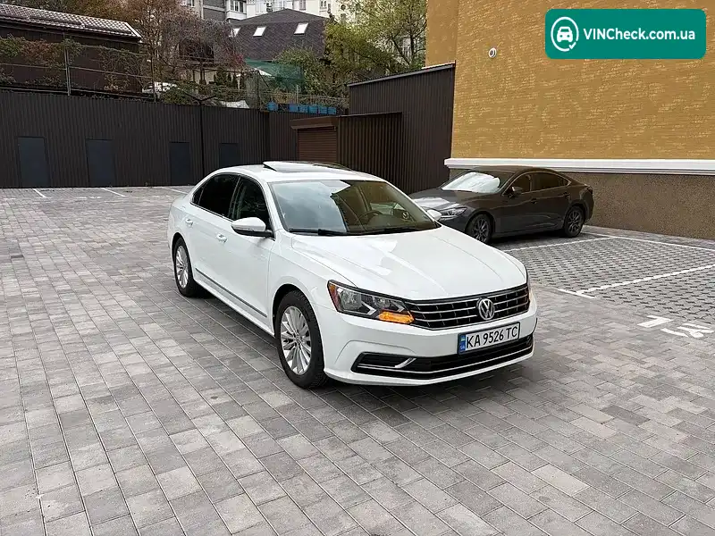 Volkswagen Passat 2015, фото з оголошення 2 з 20, VIN 1VWBT7A35GC010613