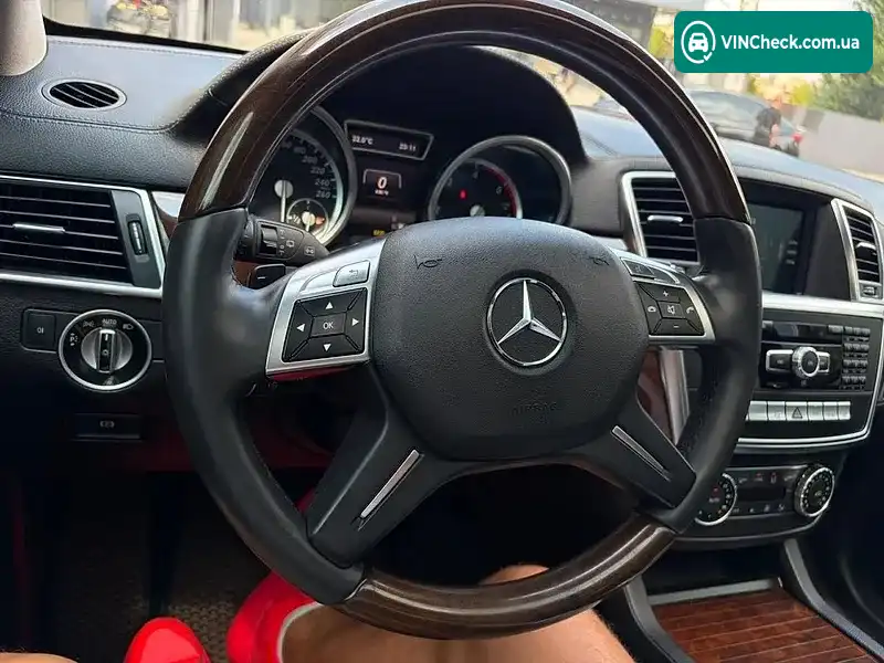 Mercedes-Benz GL-Class 2015, фото з оголошення 2 з 20, VIN WDC1668241A607279
