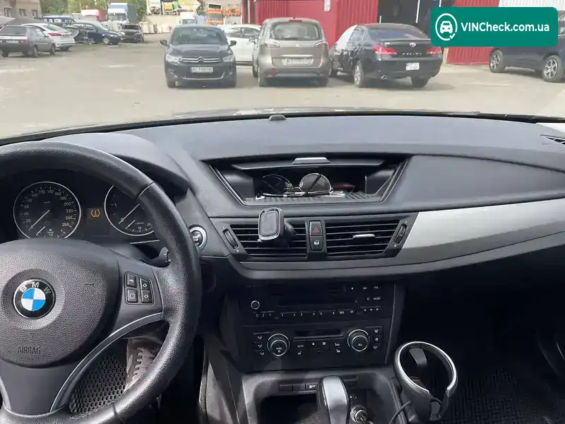 BMW X1 2011, фото з оголошення 2 з 12, VIN WBAVN11070VP86973