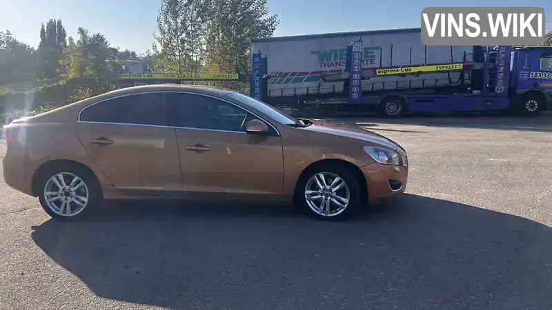 Volvo S60 2011, фото з оголошення 2 з 21, VIN YV1FS445BB2057904