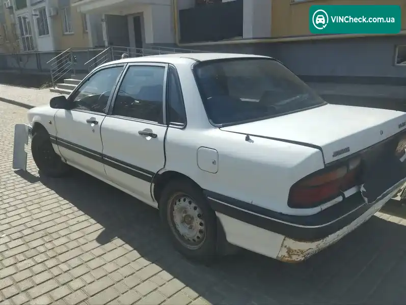 Mitsubishi Galant 1989, фото з оголошення 2 з 13, VIN JMBSNE33AKZ503144