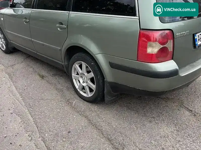 Volkswagen Passat 2002, фото з оголошення 2 з 6, VIN WVWZZZ3BZ3E067004