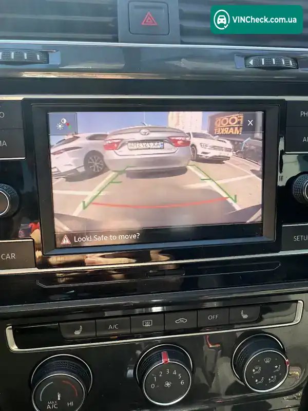 Volkswagen Golf 2019, фото з оголошення 2 з 13, VIN 3VW117AU2KM510391