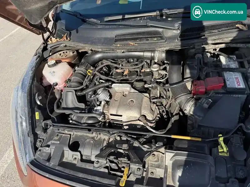 Ford Fiesta 2016, фото з оголошення 2 з 16, VIN WF0DXXGAKDGR39909