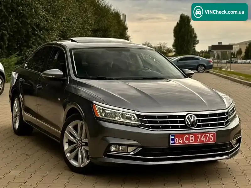 Volkswagen Passat 2017, фото з оголошення 1 з 15, VIN 1VWGT7A39HC073009