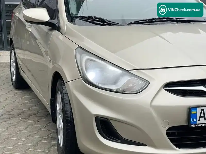 Hyundai Accent 2011, фото з оголошення 2 з 17, VIN Z94CT41CABR014830