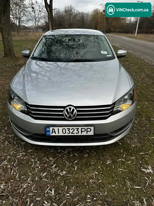 Volkswagen Passat 2013, фото з оголошення 1 з 20, VIN 1VWBP7A36DC132199