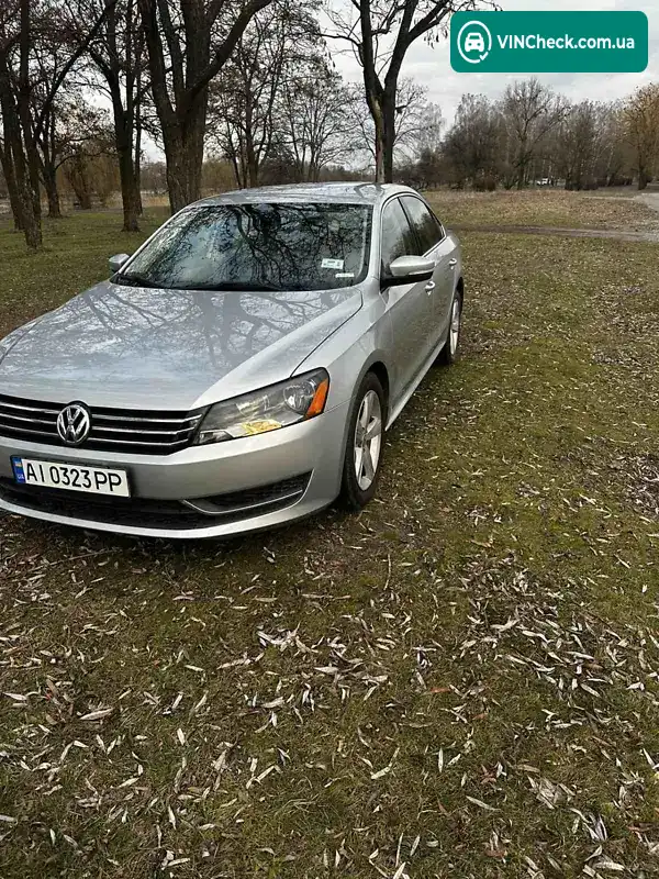 Volkswagen Passat 2013, фото з оголошення 2 з 20, VIN 1VWBP7A36DC132199