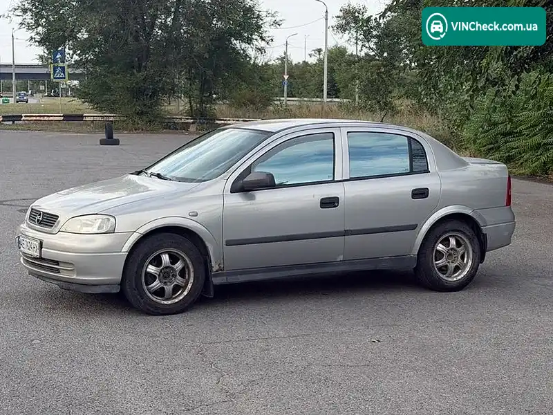 Opel Astra 2005, фото з оголошення 2 з 19, VIN Y6D0TGF696X003864