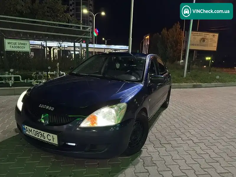 Mitsubishi Lancer 2004, фото з оголошення 2 з 20, VIN JMBSNCS3A4U005430