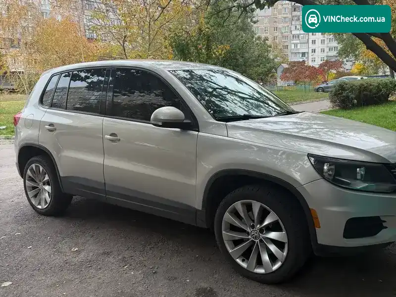 Volkswagen Tiguan 2011, фото з оголошення 1 з 8, VIN WVGAV7AX0CW538740