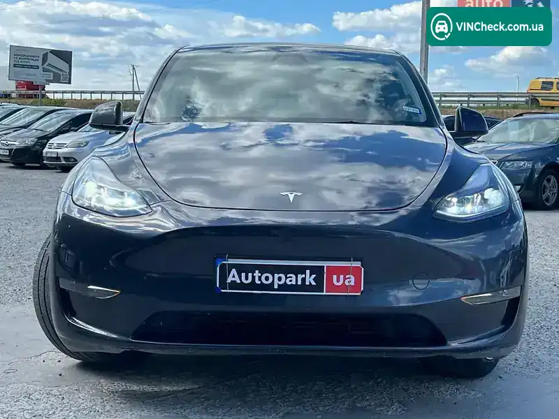 Tesla Model Y 2024, фото з оголошення 2 з 20, VIN 7SAYGDEEXRA239824