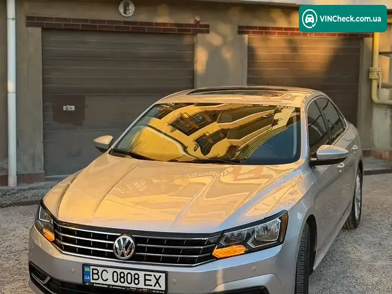 Volkswagen Passat 2016, фото з оголошення 1 з 16, VIN 1VWBT7A31GC028963
