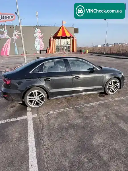 Audi A3 2017, фото з оголошення 2 з 11, VIN WAUJ8GFF8J1045732