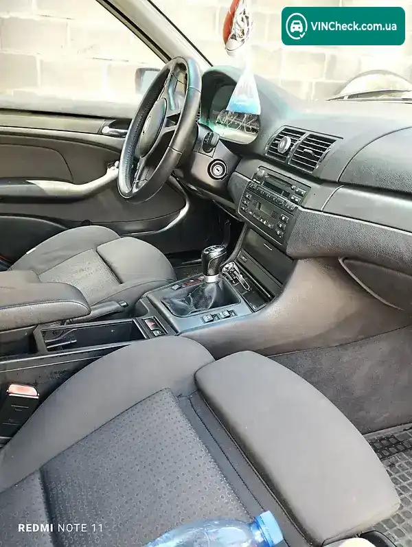 BMW 3 Series 2002, фото з оголошення 2 з 20, VIN WBAAP71010PJ31398
