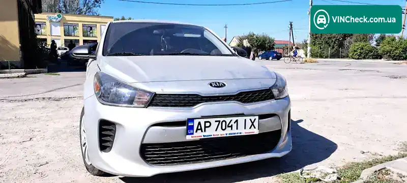 Kia Rio 2017, фото з оголошення 2 з 12, VIN 3KPA24ABXJE079417