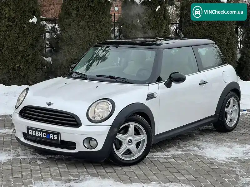 MINI Hatch 2009, фото з оголошення 1 з 21, VIN WMWMF31060TW43092