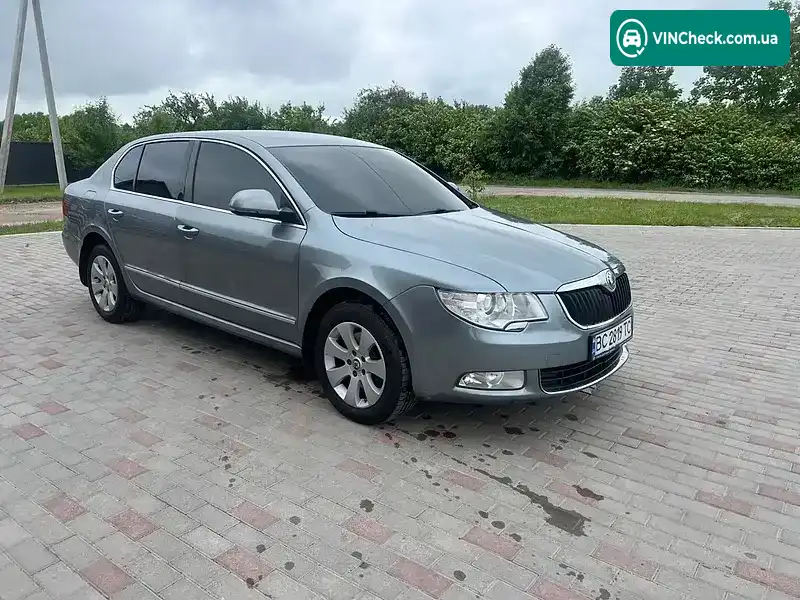 Skoda Superb 2009, фото з оголошення 2 з 11, VIN TMBAB43T6AB300076