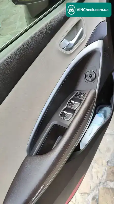 Hyundai Santa FE 2016, фото з оголошення 2 з 12, VIN KM8SMDHF3HU178756