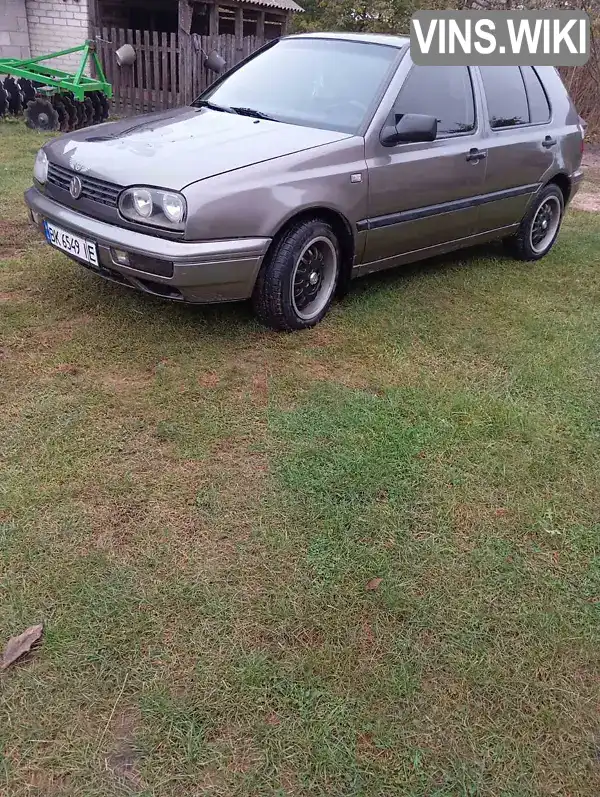 Volkswagen Golf 1994, фото з оголошення 1 з 5, VIN WVWZZZ1HZRP492182