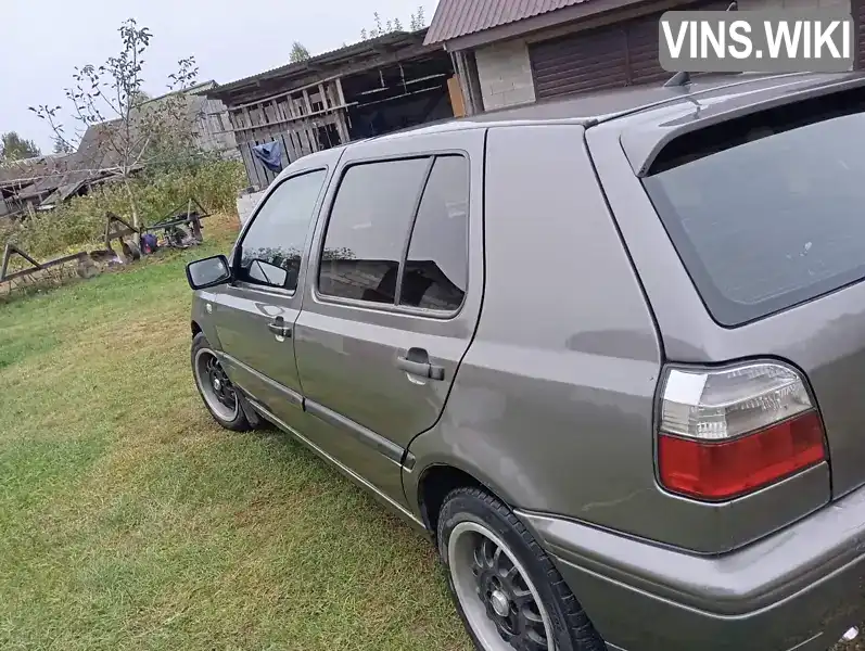 Volkswagen Golf 1994, фото з оголошення 2 з 5, VIN WVWZZZ1HZRP492182