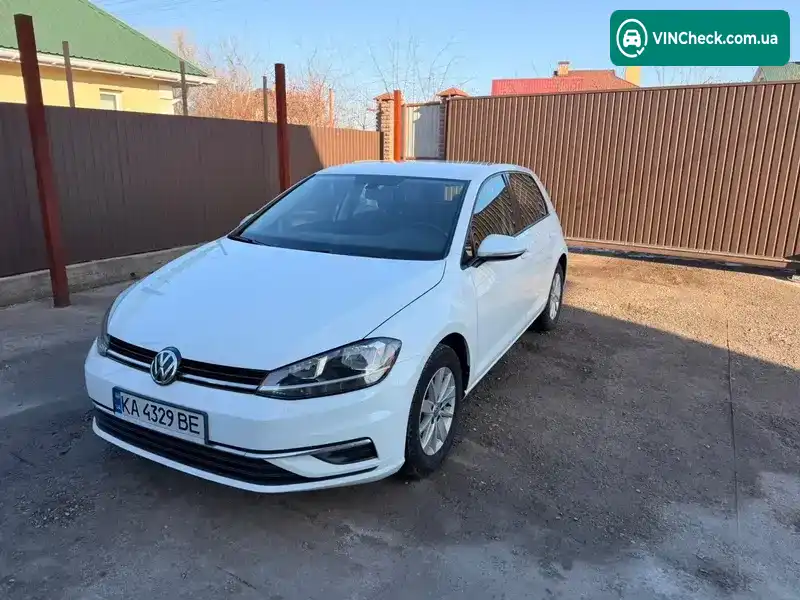 Volkswagen Golf 2018, фото з оголошення 2 з 21, VIN 3VWG17AU6JM287006