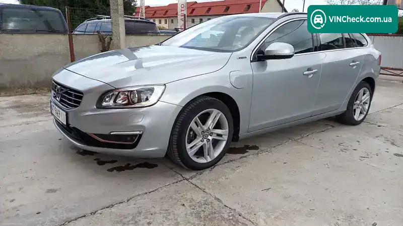Volvo V60 2013, фото з оголошення 1 з 21, VIN YV1GWAA50E1180822
