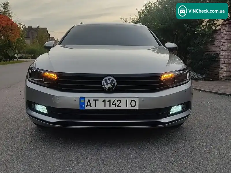 Volkswagen Passat 2016, фото з оголошення 2 з 14, VIN WVWZZZ3CZHP007251