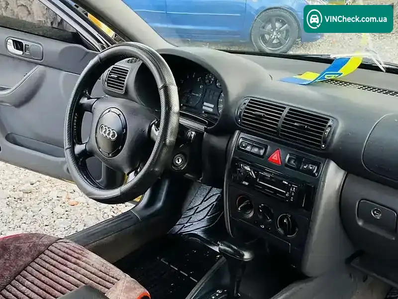 Audi A3 1997, фото з оголошення 2 з 20, VIN WAUZZZ8LZVA114698