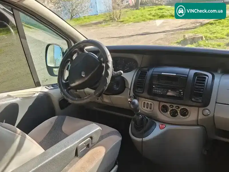 Renault Trafic 2002, фото з оголошення 2 з 7, VIN VF1FLBCB63V159547