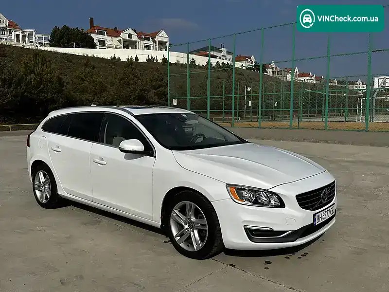 Volvo V60 2014, фото з оголошення 1 з 20, VIN YV140MEB0F1207777